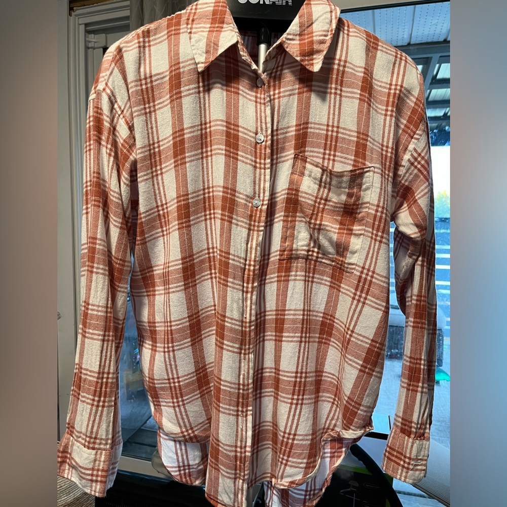 ASOS design US 6 boyfriend shirt with dip hem and pocket